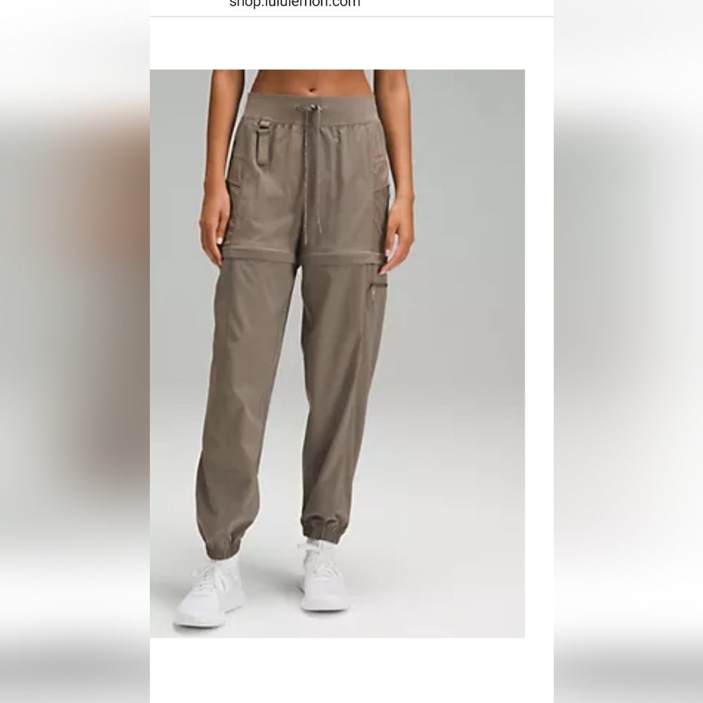 New with tag's Lululemon convertible hiking joggers